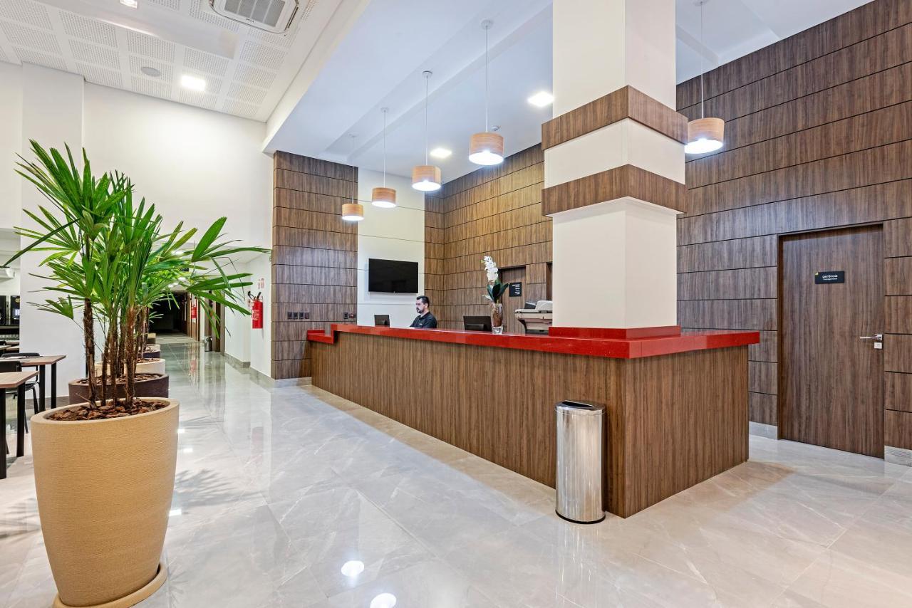 Hotel Slim Guarapuava Extérieur photo