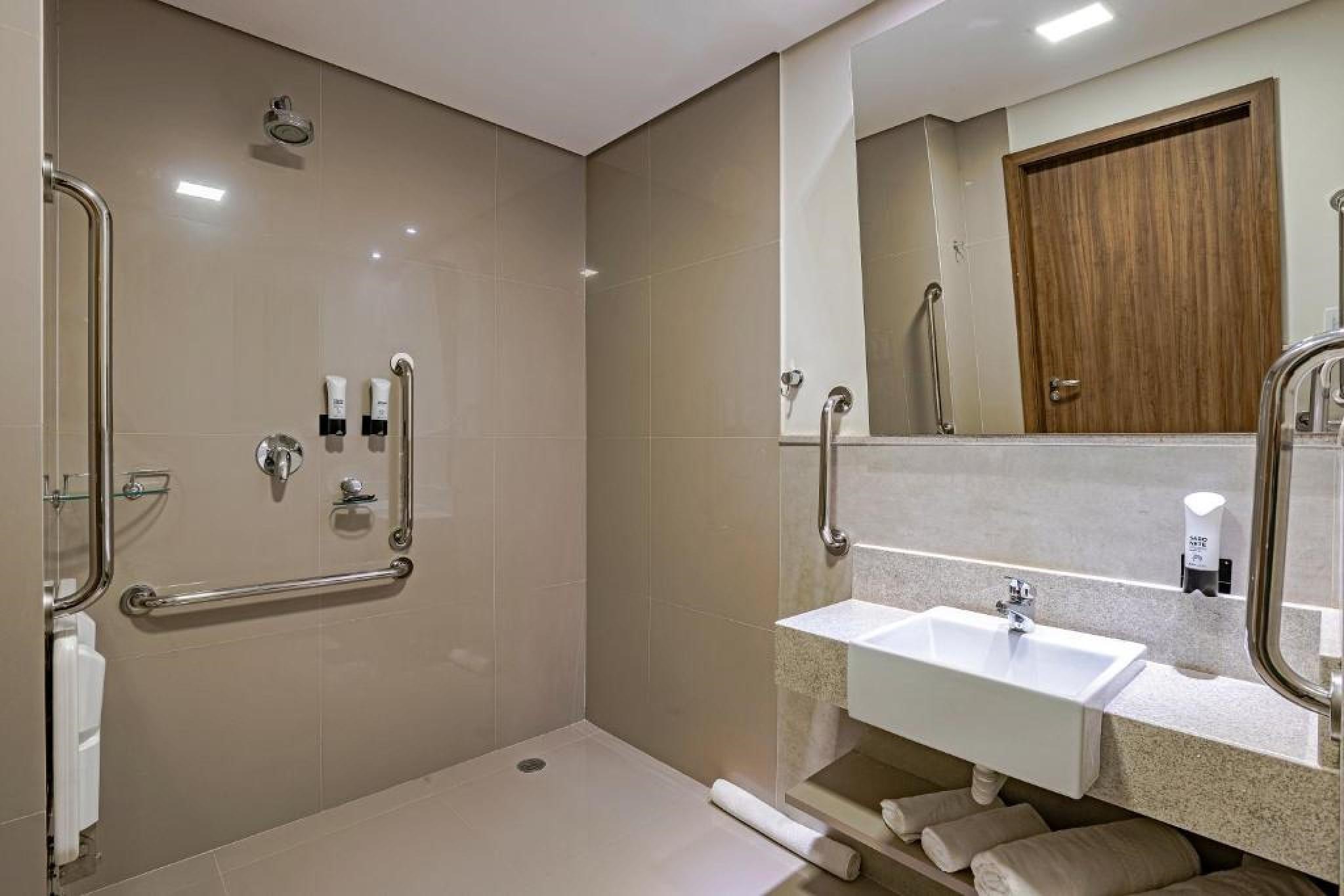 Hotel Slim Guarapuava Extérieur photo
